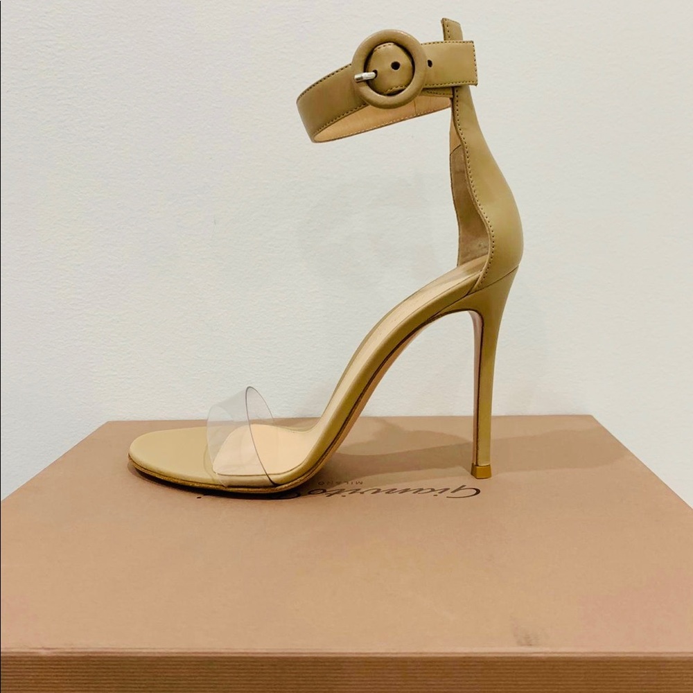 GIANVITO ROSSI Portofino Plexi Sandal leather $845
